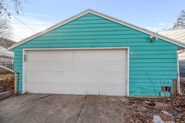 view of detached garage