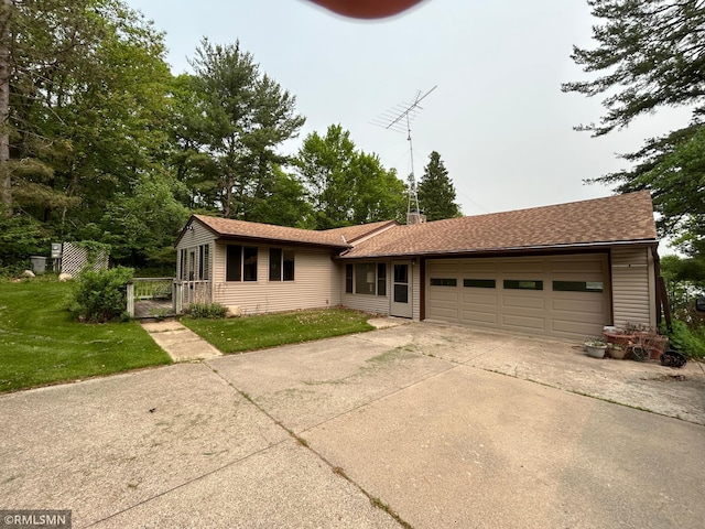 33600 Leisure Dr, Cushing, MN 56443 - photo 1