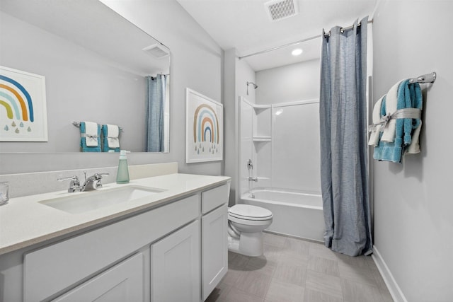 bathroom featuring vanity, baseboards, visible vents, toilet, and shower / tub combo with curtain