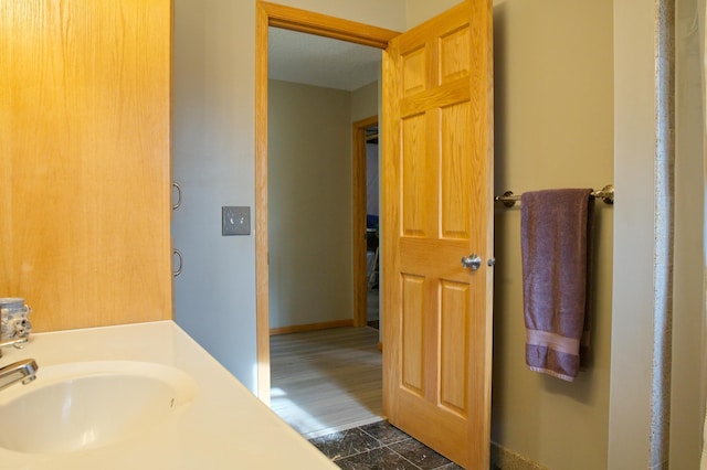 bathroom featuring a sink