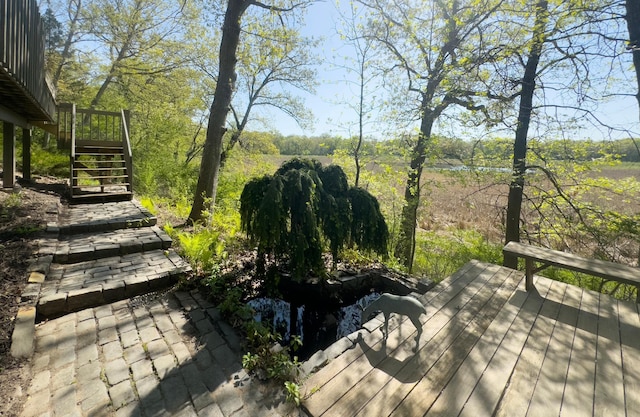 6 Crocus Ln, North Oaks, MN 55127 - deck with stairway