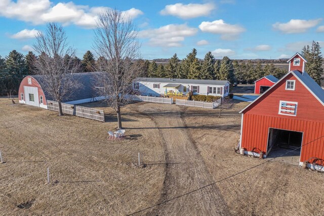 exterior space featuring fence