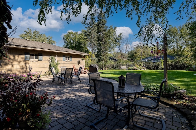 view of patio / terrace featuring outdoor dining area