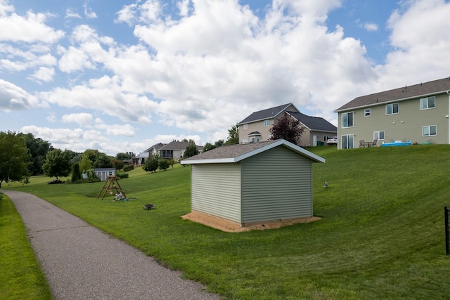 view of outbuilding