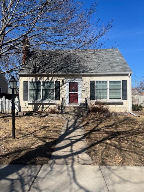 view of front of property with fence