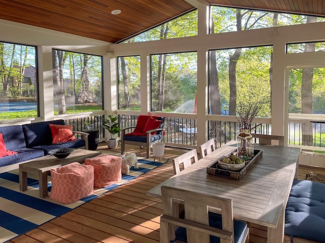 6331 Summit Cir, Chanhassen, MN 55317 - sunroom featuring lofted ceiling and an outdoor hangout area