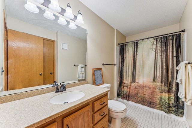 8031 Xerxes Ave S Unit 225, Bloomington, MN 55431 - bathroom featuring tile patterned floors, vanity, toilet, and a shower with shower curtain