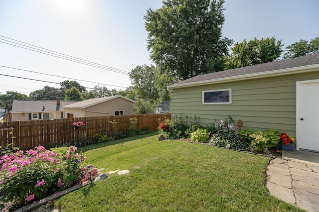 view of yard featuring fence