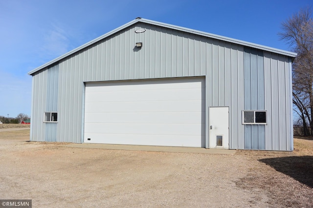 5501 70th St, Glencoe, MN 55336 - view of detached garage