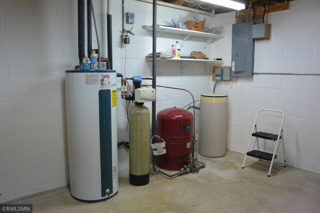 5501 70th St, Glencoe, MN 55336 - utilities featuring electric water heater and electric panel