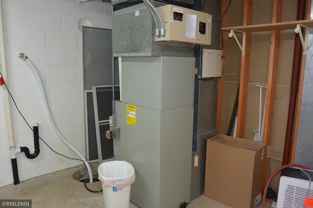 5501 70th St, Glencoe, MN 55336 - view of utility room