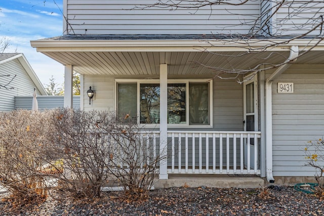 entrance to property with covered porch