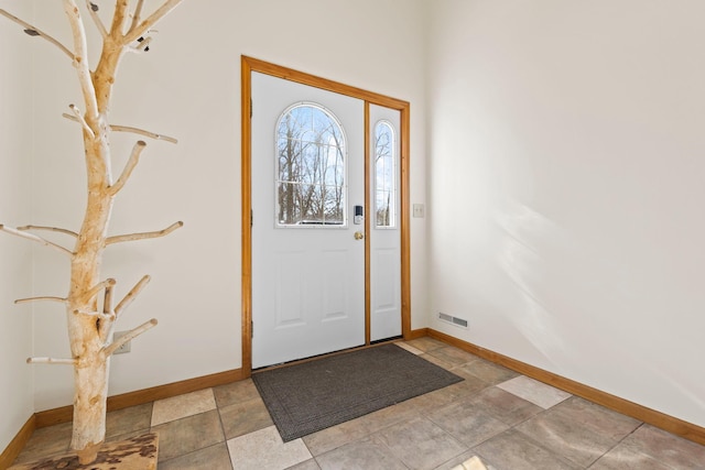 entrance foyer featuring visible vents and baseboards