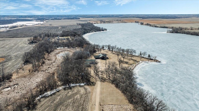 bird's eye view featuring a rural view and a water view