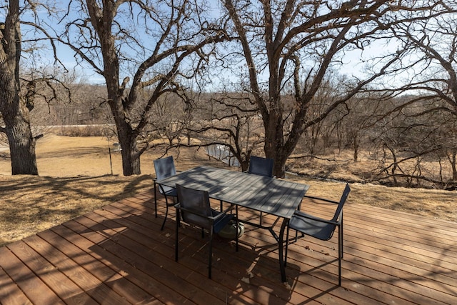 deck featuring outdoor dining space