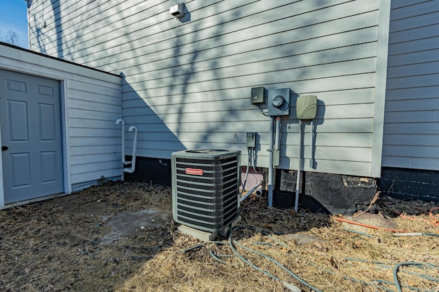 details with electric meter and central AC