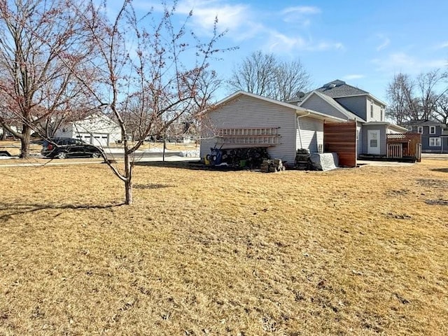 exterior space featuring a yard