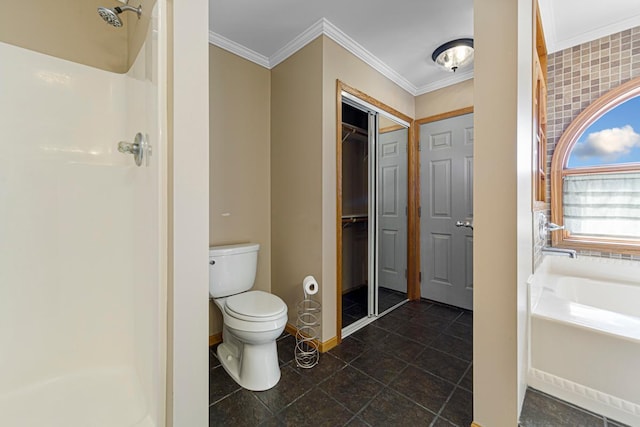 full bathroom featuring a shower, toilet, and ornamental molding