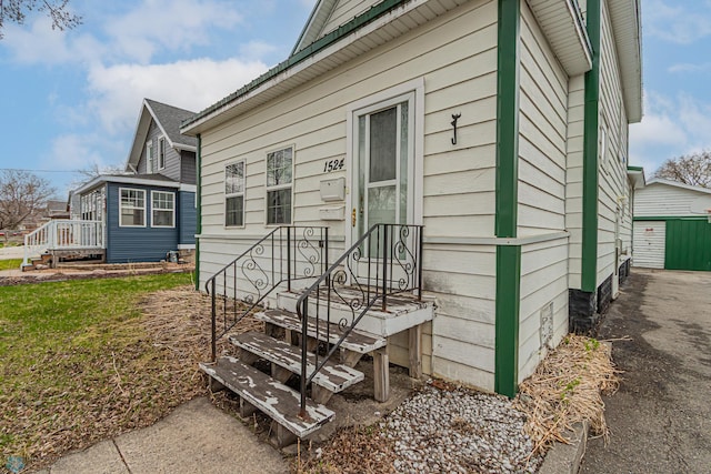 view of side of property