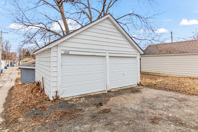 view of detached garage