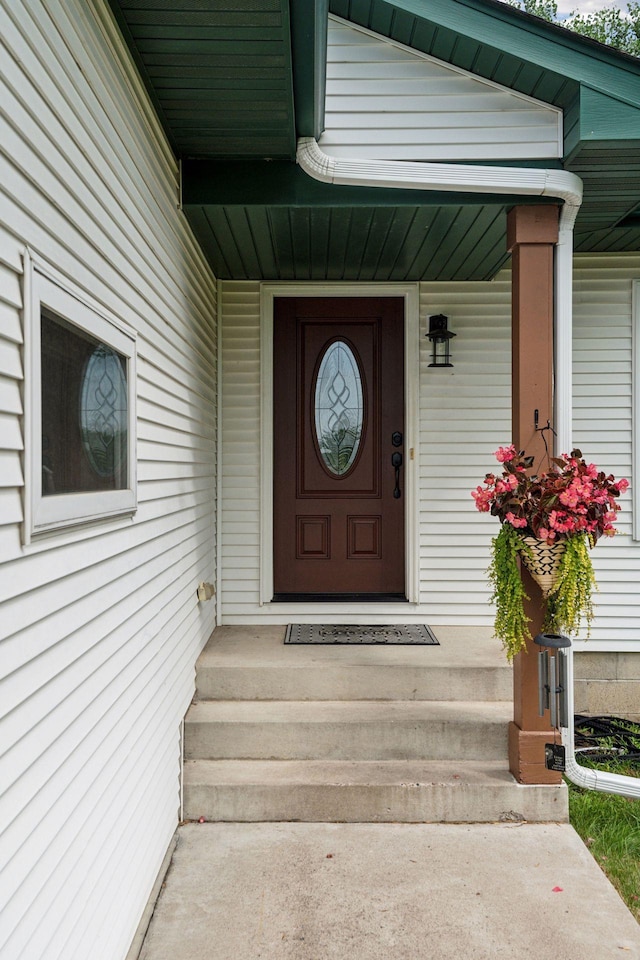 view of exterior entry