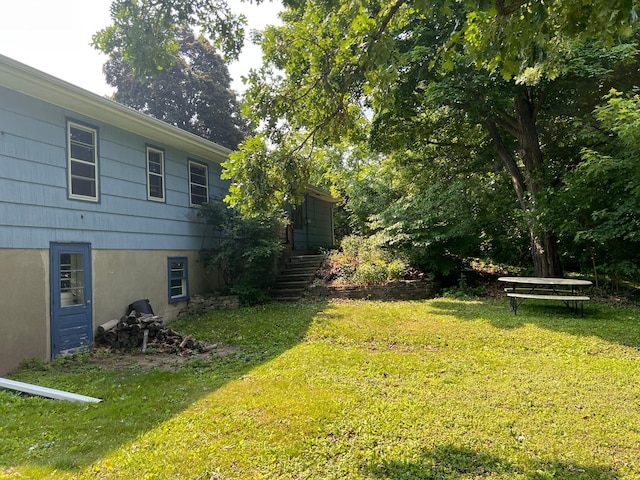 1711 Winnetka Ave N, Golden Valley, MN 55427 - view of green lawn with stairway