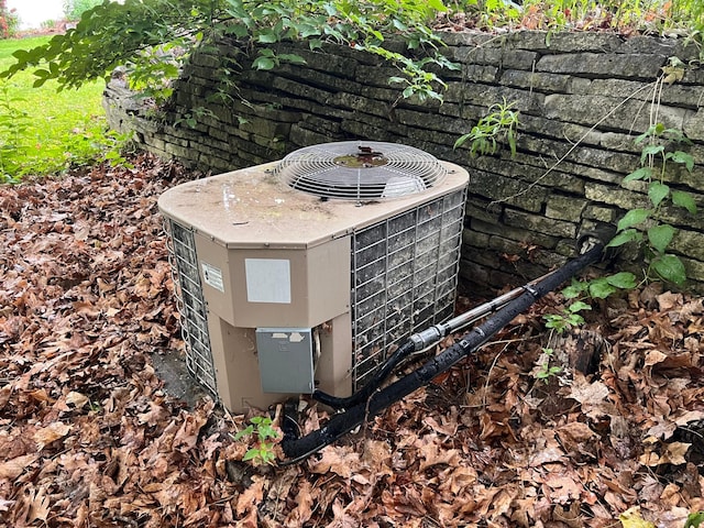 1711 Winnetka Ave N, Golden Valley, MN 55427 - exterior view of a cooling unit