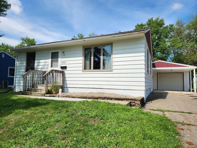 1412 Manor Ave, Albert Lea, MN 56007 - photo 1
