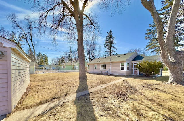 view of yard featuring fence