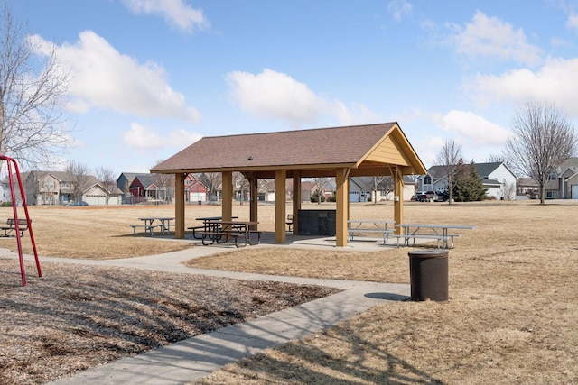 view of home's community with a gazebo and a residential view