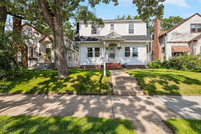 5026 Nokomis Ave, Minneapolis, MN 55417 - traditional home with a front lawn