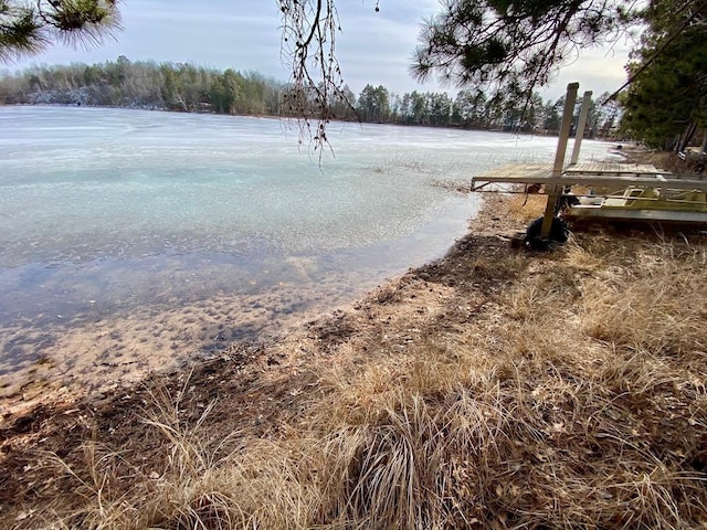 view of water feature