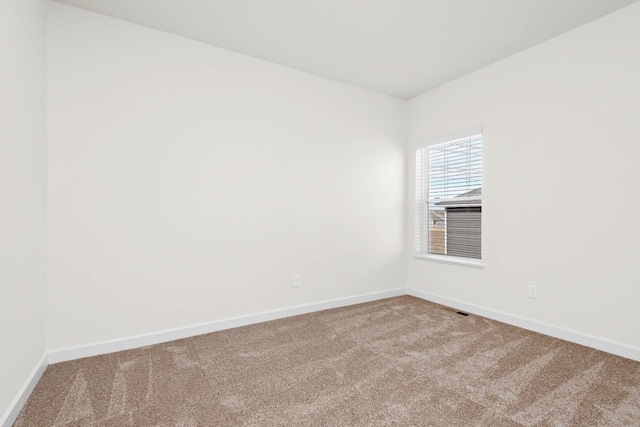 18746 Ivanhoe St NW, Elk River, MN 55330 - empty room with carpet