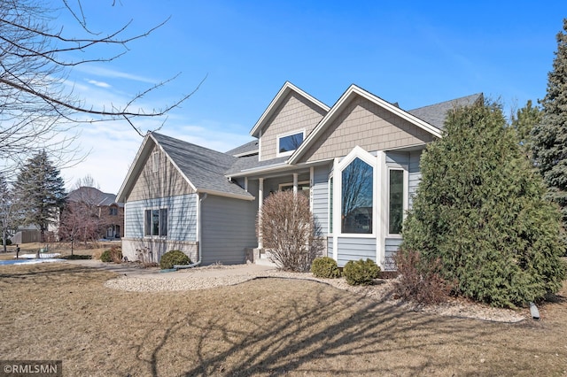 1507 Arden Vista Ct, Arden Hills, MN 55112 - view of front facade with a shingled roof