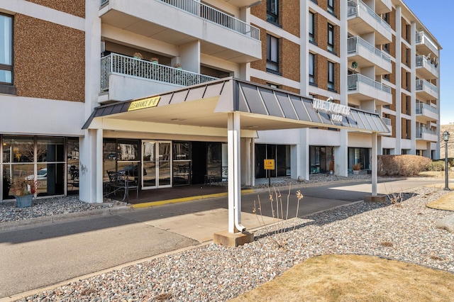 6400 York Ave S Unit 505, Edina, MN 55435 - view of building exterior