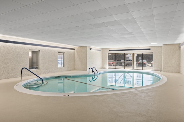 6400 York Ave S Unit 505, Edina, MN 55435 - pool featuring a hot tub