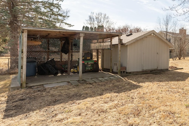 exterior space with a shingled roof