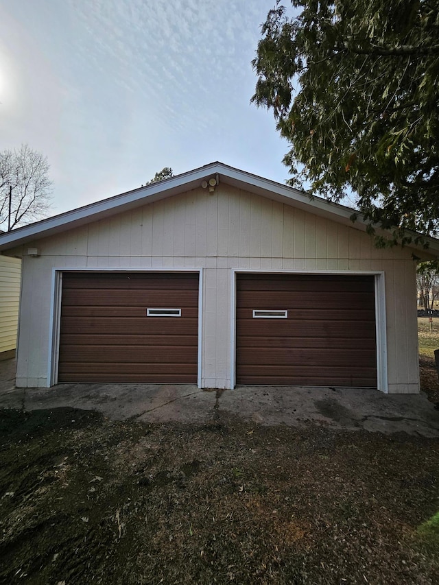 view of detached garage