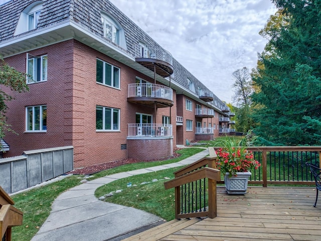 8621 Basswood Rd Unit 33, Eden Prairie, MN 55344 - view of deck