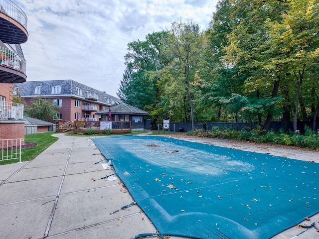 8621 Basswood Rd Unit 33, Eden Prairie, MN 55344 - community pool featuring a gazebo and fence