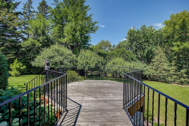 781 Ferndale Rd N, Orono, MN 55391 - deck with a yard