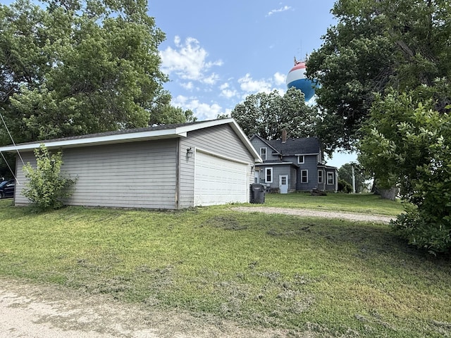 902 Pacific Ave, Kerkhoven, MN 56252 - view of detached garage