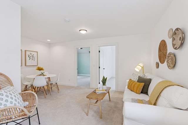 38 Mississippi River Blvd N, Saint Paul, MN 55104 - living area featuring light colored carpet and baseboards