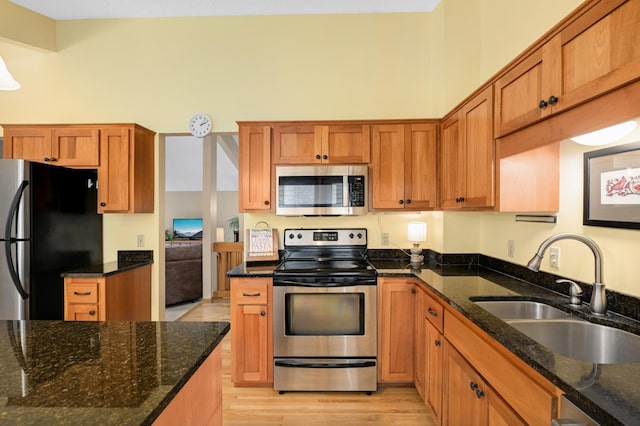 8100 Hidden Ct, Chanhassen, MN 55317 - photo 5