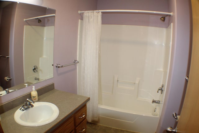 12170 Hillcrest Ct SE, Becker, MN 55308 - full bathroom with shower / tub combo and vanity