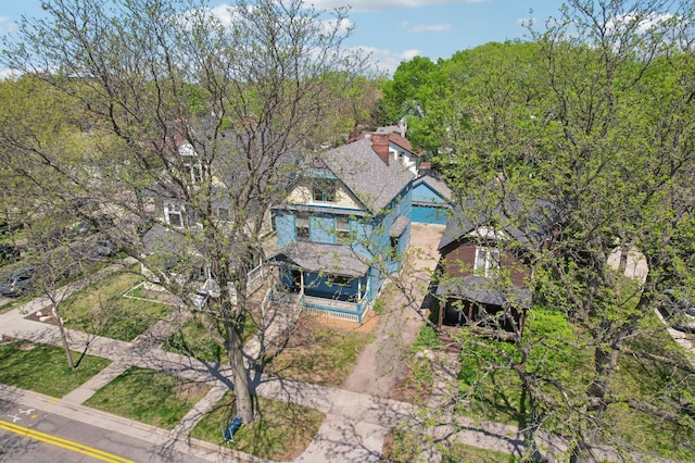 view of subject property featuring a pool area