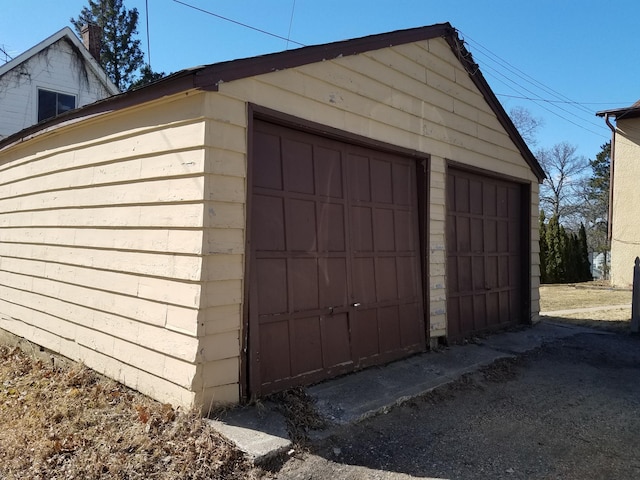 2309 Buchanan St NE, Minneapolis, MN 55418 - view of garage