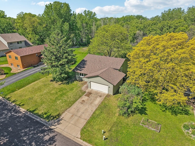 2605 Forest St, Maplewood, MN 55109 - view of subject property with a forest