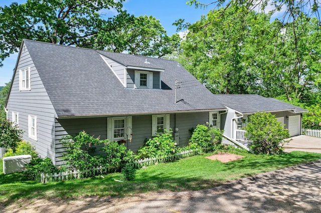 W3527 2nd St, Maiden Rock, WI 54750 - view of front of house featuring driveway and an attached garage
