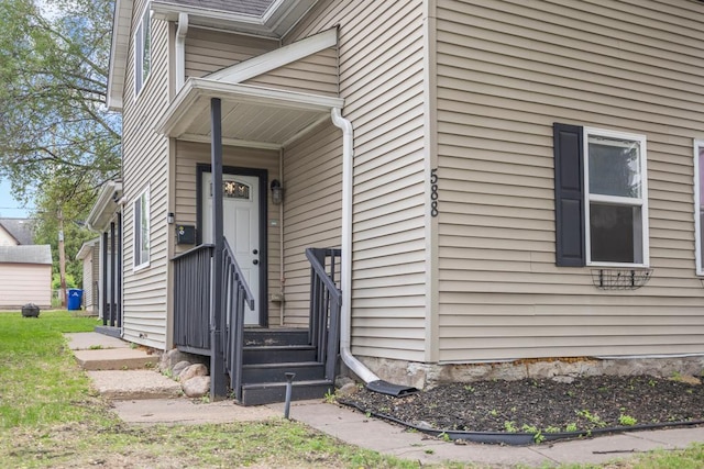 588 Van Buren Ave, Saint Paul, MN 55103 - view of exterior entry